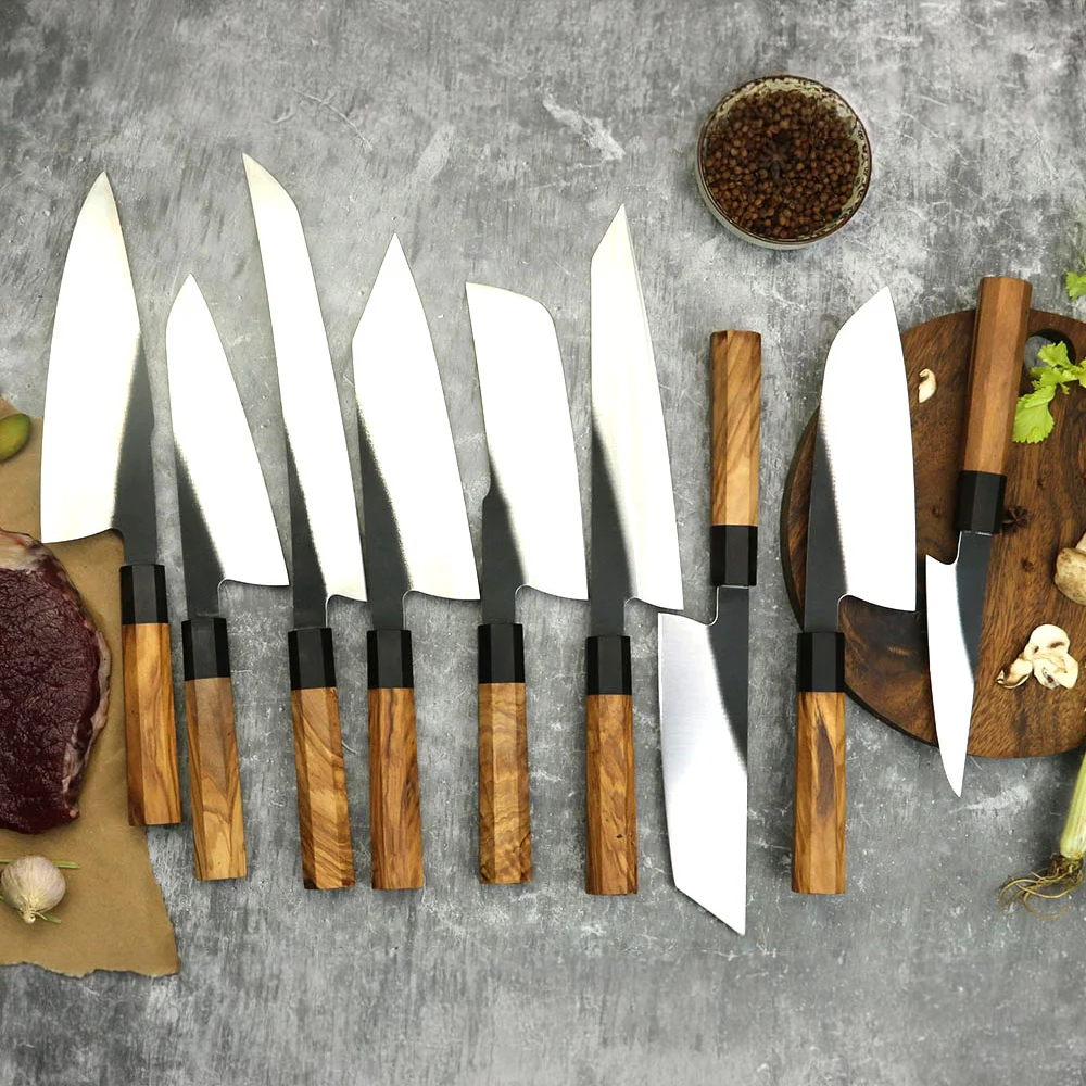 Rukojeť z prémiového olivového dřeva z nerezové oceli 440C