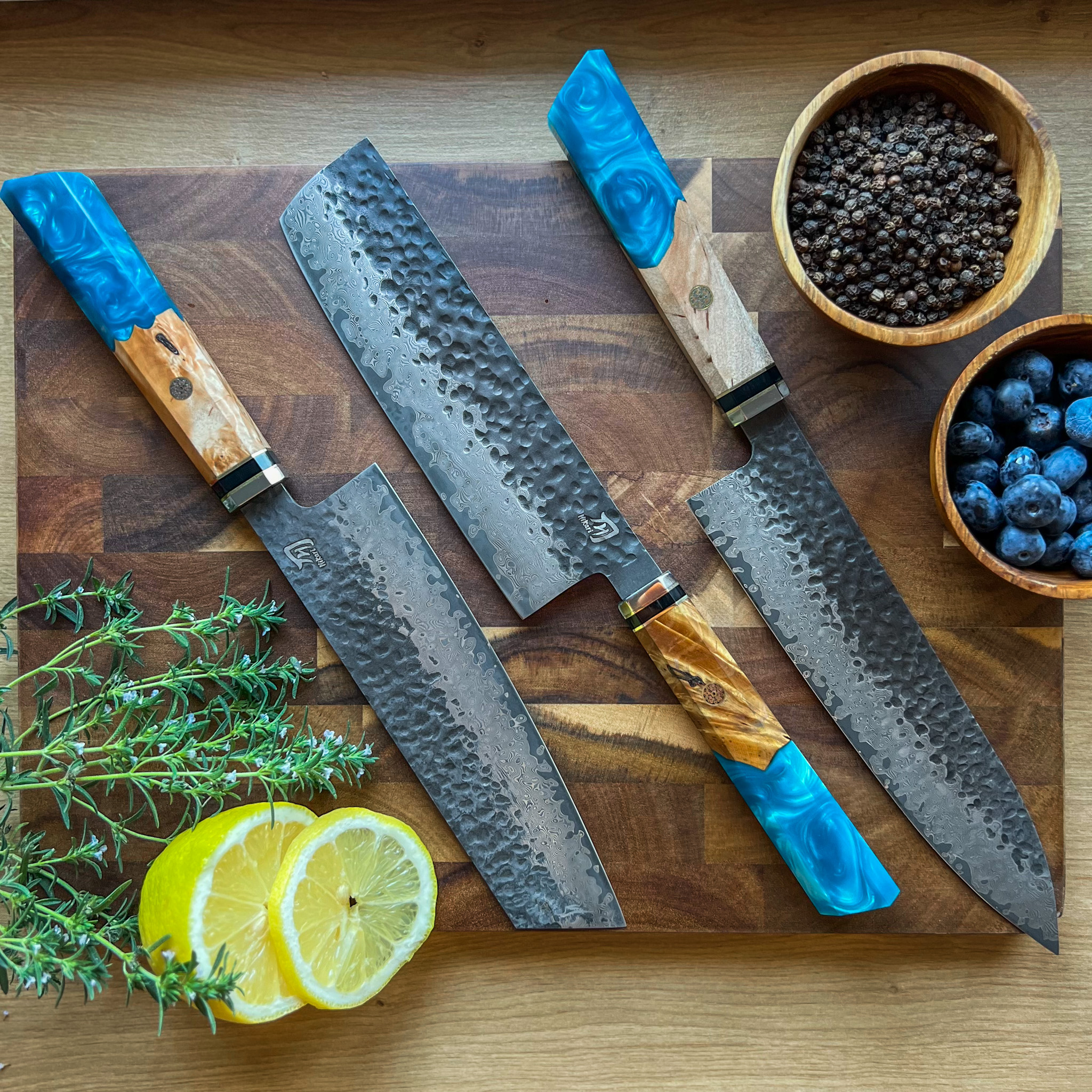 Rukojeť VG-10 Kurouchi z kladiva z damaškového dřeva a pryskyřice