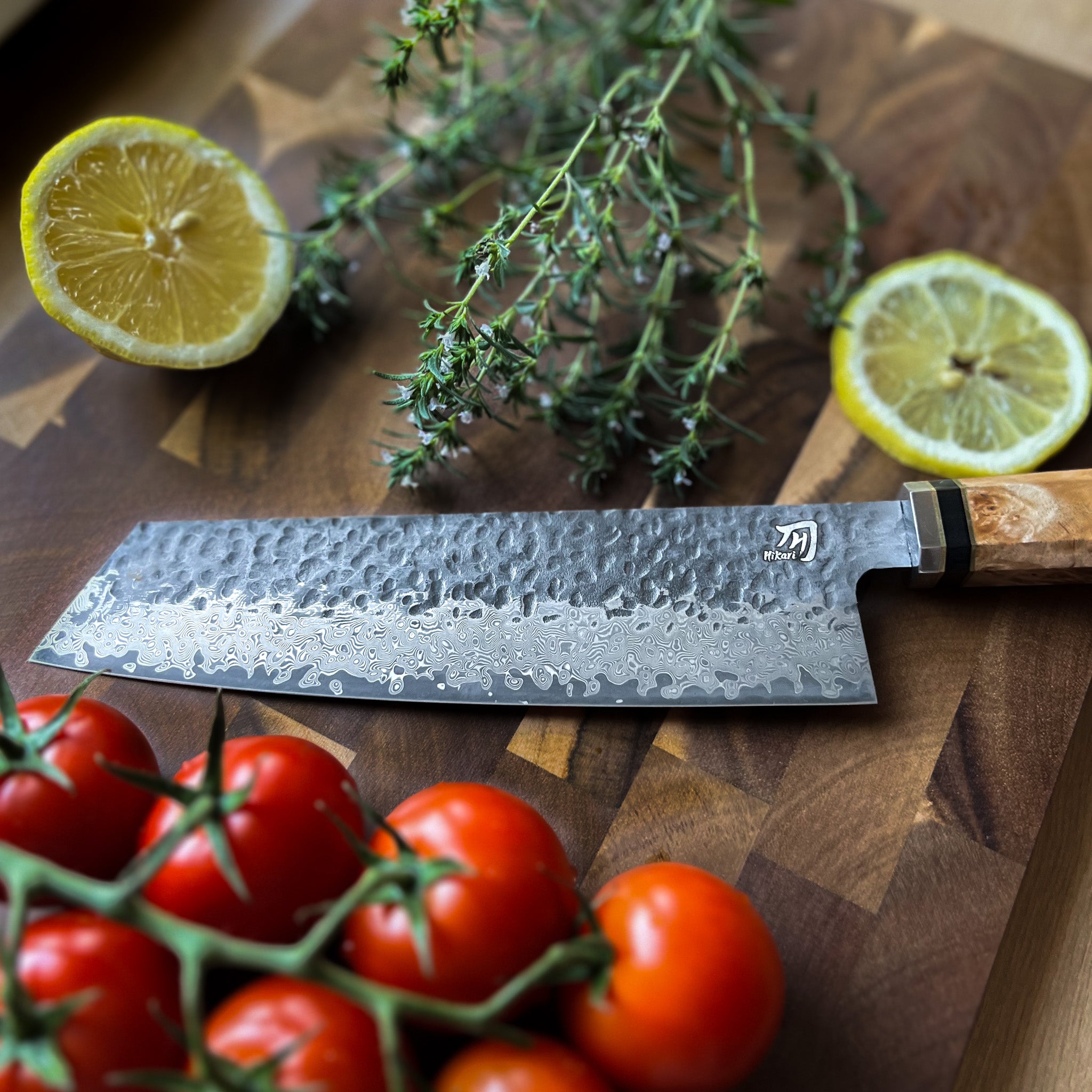 Profesionální nůž Kiritsuke, Hikari - damaškové ostří VG -10, povrchová úprava Kurouchi, japonský nůž na krájení a řezání - Hikari