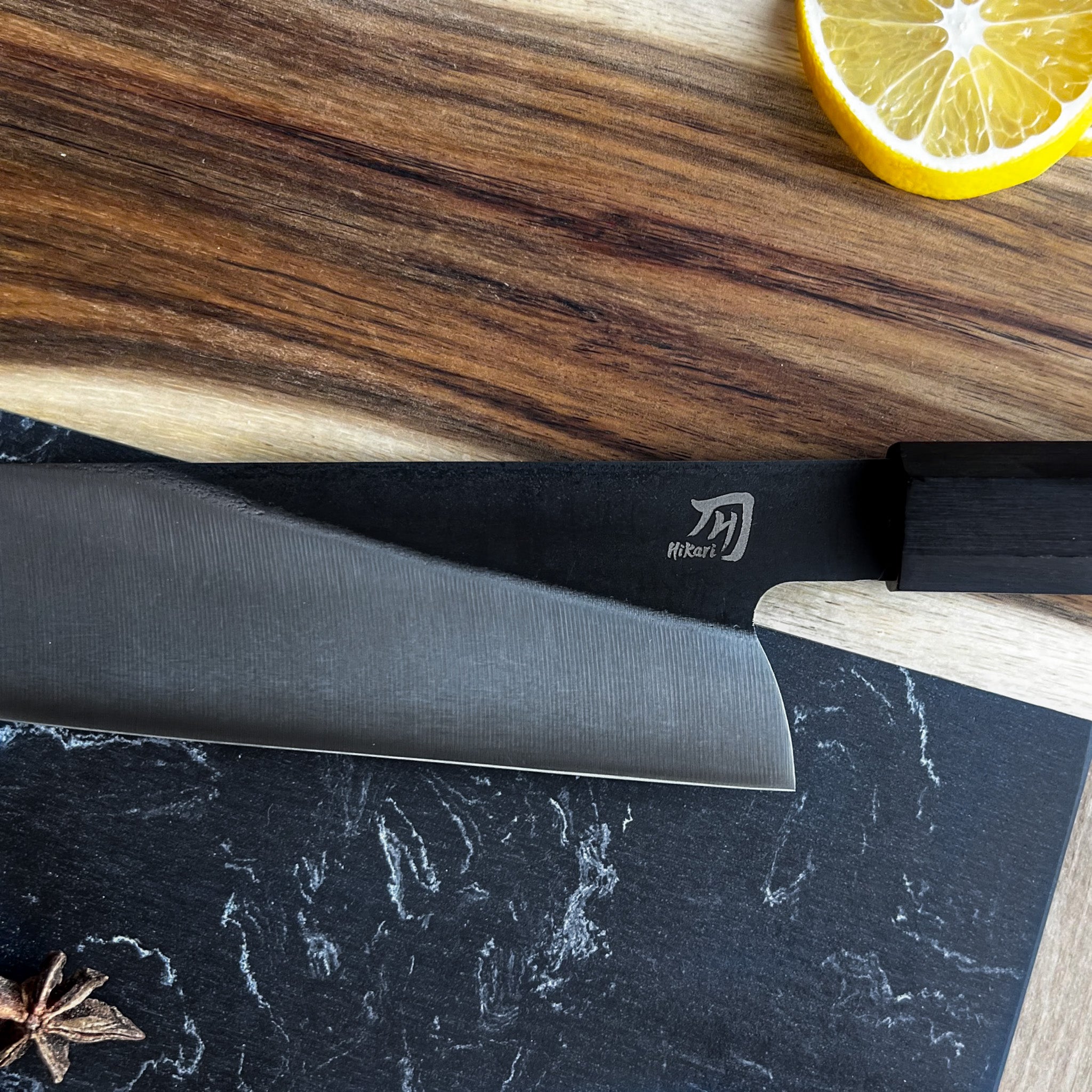 Sujihiki / Fillet Knife for Meat, Sushi and Sashimi – Japanese-Style, Stainless Steel Blade and Olive Wood Handle - Hikari